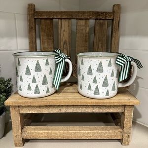 🆕 Set of 2 | Christmas Trees 🌲 Mugs!